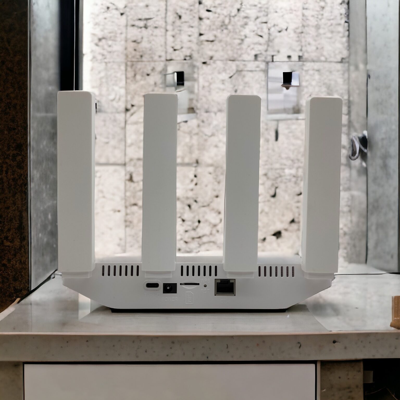 Bộ phát Wifi OLAX MC50 4G LTE Turbo, 4 Ăng Ten Ngoài , Kết Nối 10 Thiết Bị, Donwload: 150Mbps/ Upload :50Mbps