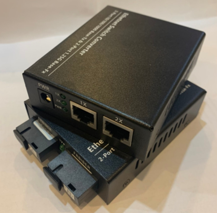 Chuyển tiếp quang 2F2E (Gigabit) (Bộ gồm 1 Switch + 1 Adapter)