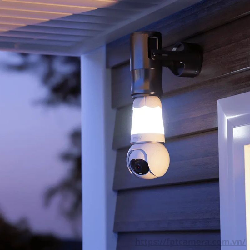 Trọn bộ Camera Wifi bóng đèn iMOU Bulb Cam | Hình Ảnh 2K FHD | Tầm Nhìn Có Màu Ban Đêm| Quay Quét Tự Động
