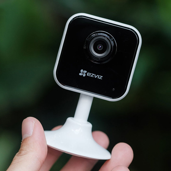 Trọn Bộ Camera Wifi  HIK-C1HC 32GB Full HD âm thanh đàm thoại 2 chiều 1080P